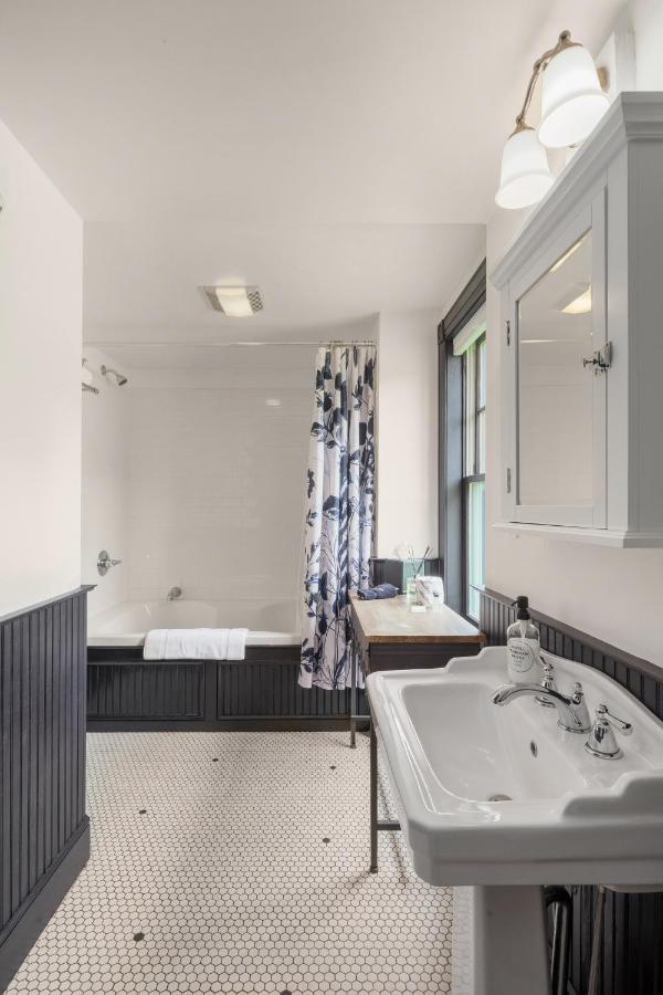 Tannersville Hotel Mountain Brook מראה חיצוני תמונה